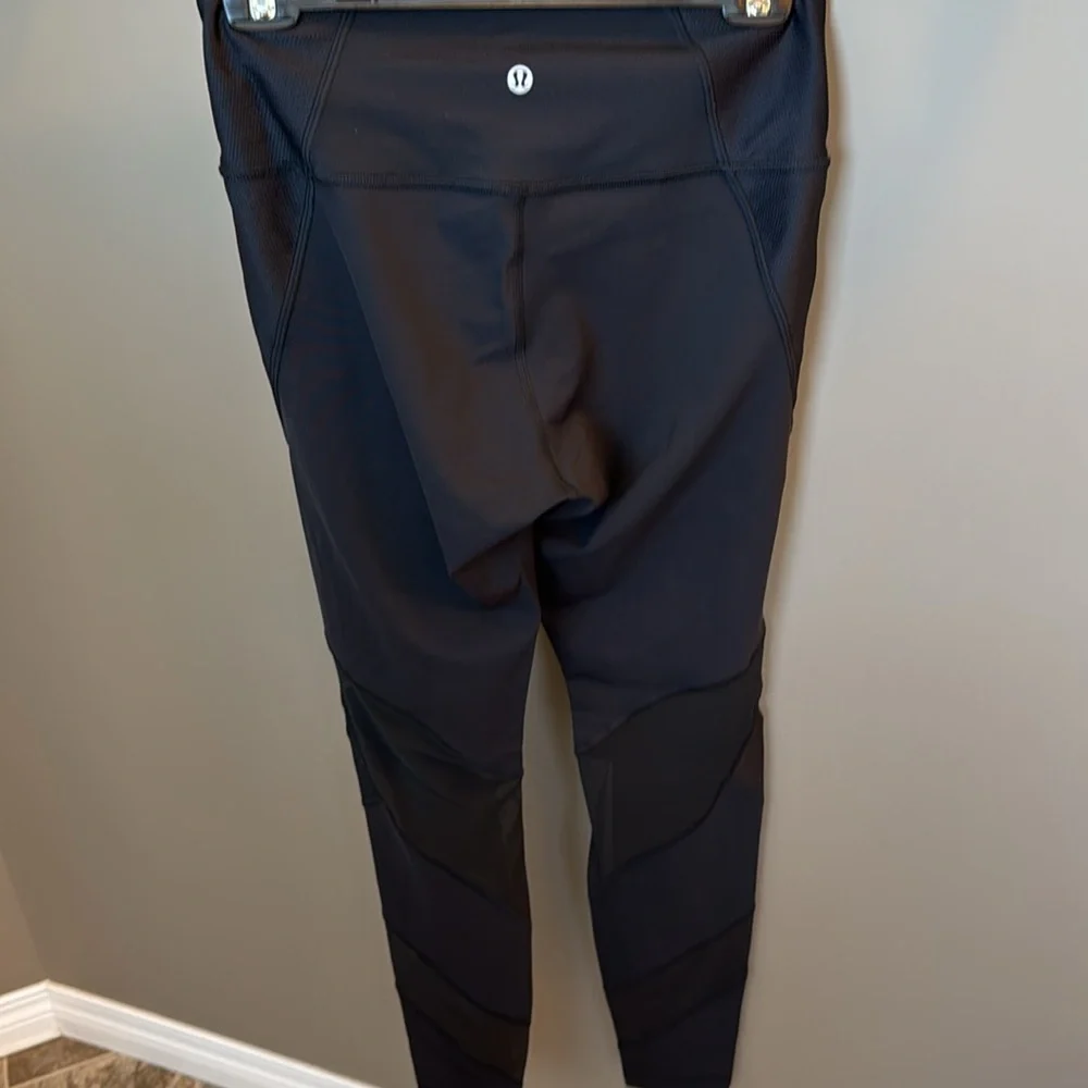Lululemon Wunder Under Tight Mesh - Sz 6 Black - Picture 2 of 3